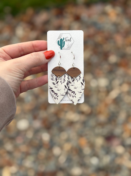 Neutral Floral Pointed Earring